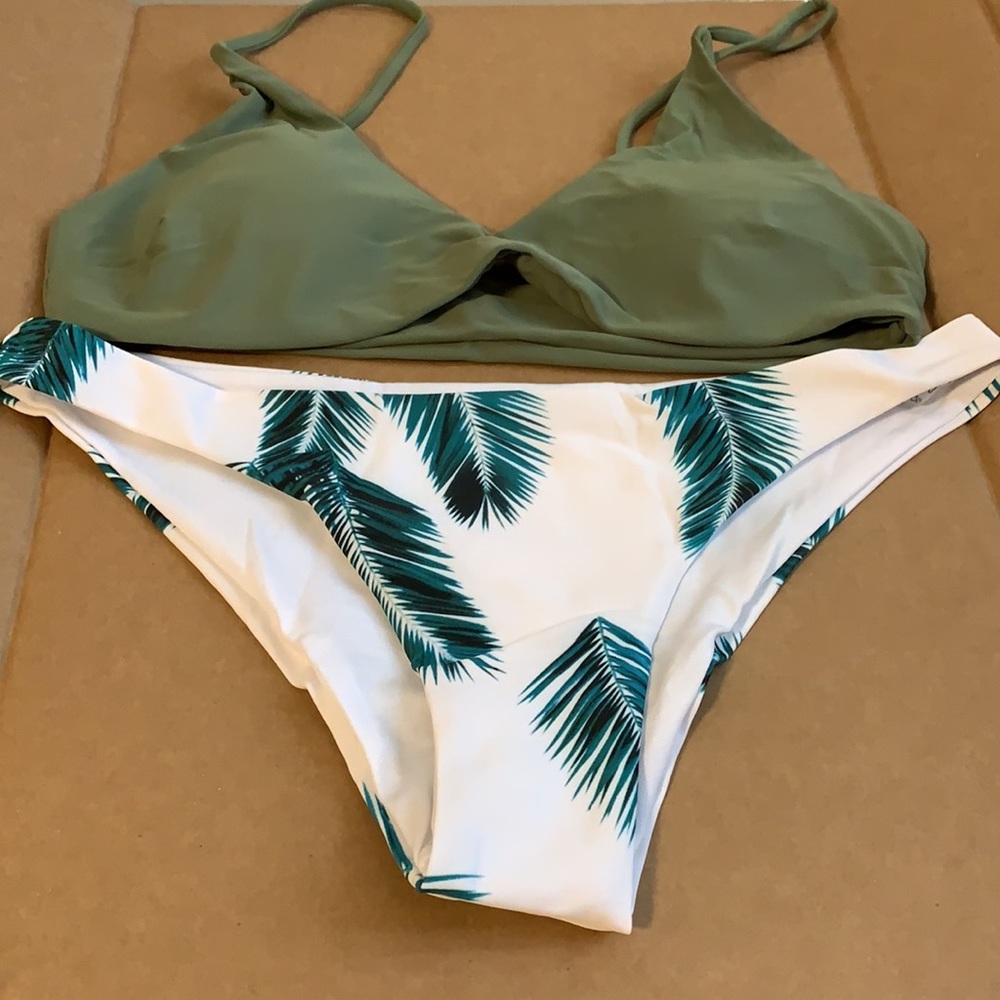 Bikini set - Picture 4 of 5